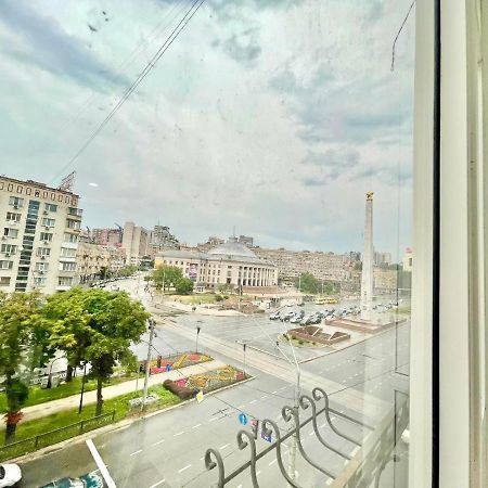1 Room Apartment Near Peremohy Square Kyjev Exteriér fotografie