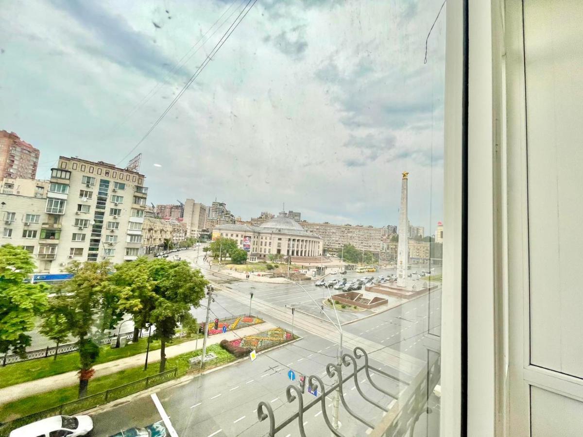1 Room Apartment Near Peremohy Square Kyjev Exteriér fotografie