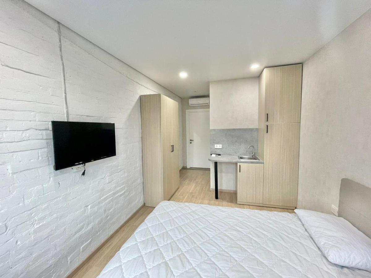 1 Room Apartment Near Peremohy Square Kyjev Exteriér fotografie